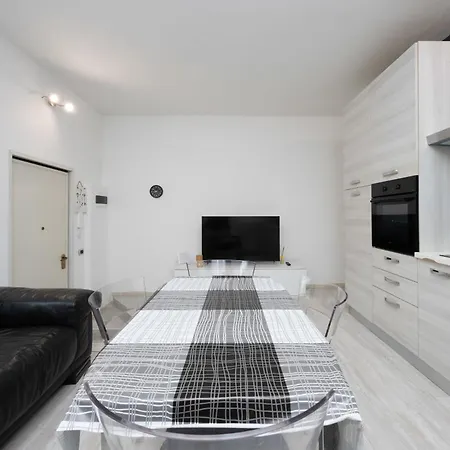 Apartment Zona San Siro Milan