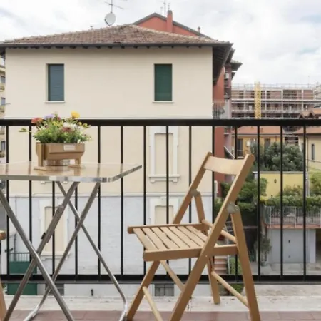 I-host Design - Carlo Adda 29 Mailand