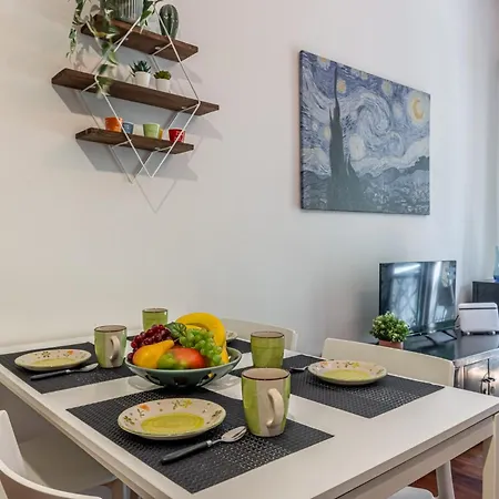 Deluxe & Elegant With Comfort And View *