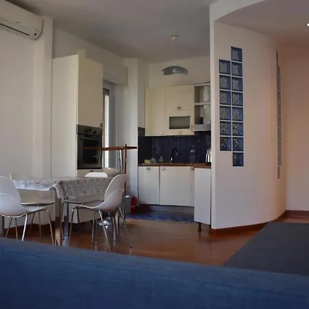 Pm 8 Via Marco Polo Lägenhet Milano