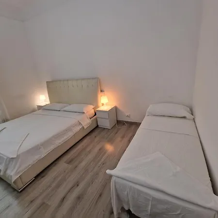 House In The Center-casa Nel Centro Della Citta Apartment *