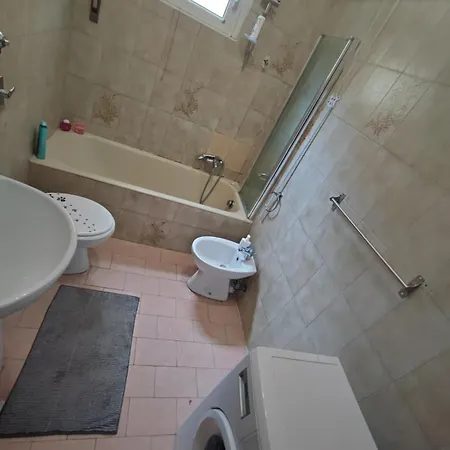 아파트 Spaziourbano, Comfort And Convenience In The Suburbs