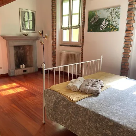 Apartman Charming At The Columns Of San Lorenzo