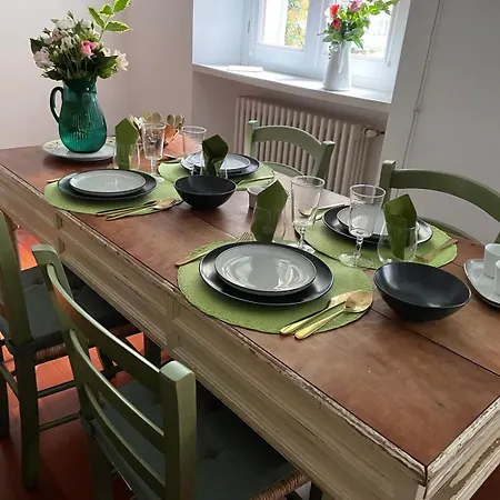 Charming At The Columns Of San Lorenzo Милан