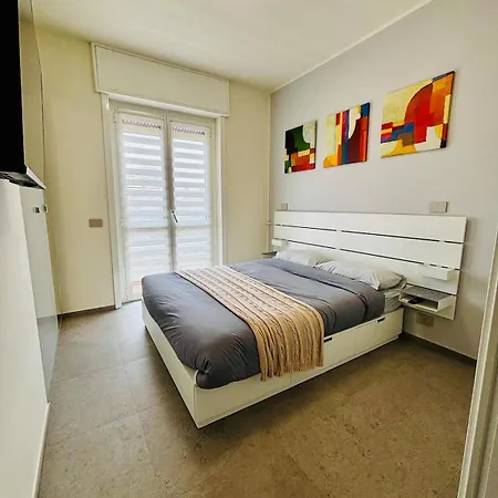 Di Design In Bicocca & Apartament *