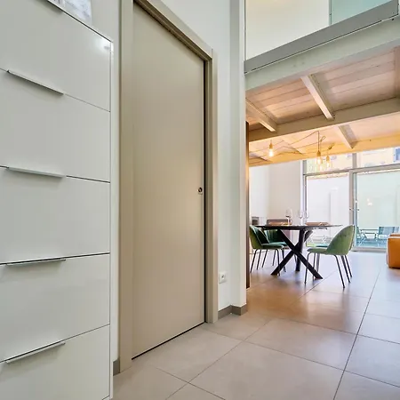 Design Loft With Private Garden - Portello *