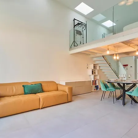 Design Loft With Private Garden - Portello Appartement