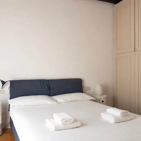 Youhosty - Nerino 10 Apartmán