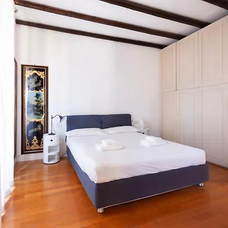 Youhosty - Nerino 10 Apartmán