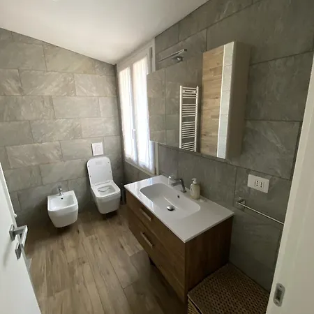 Attico - 3 Camere E 3 Bagni - Nolo District Mailand