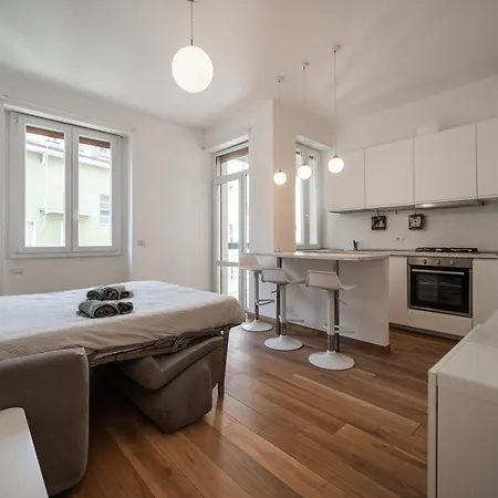 Ray 6 Navigli 米兰