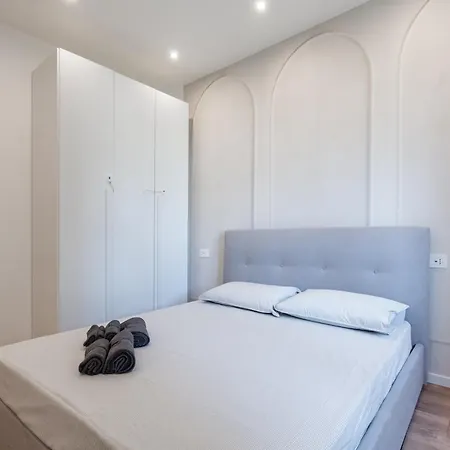 Ray 8 San Siro-fiera * Milano