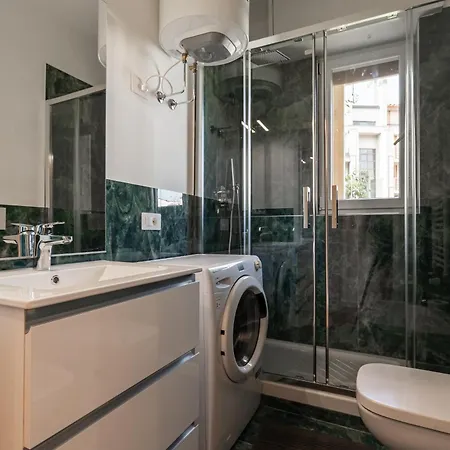 Ray 8 San Siro-fiera Apartament *