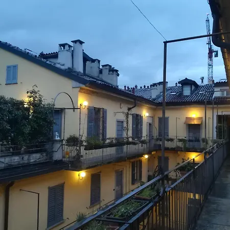 Bilocale Milanese Vicino Paolo Sarpi - Mirable Pm