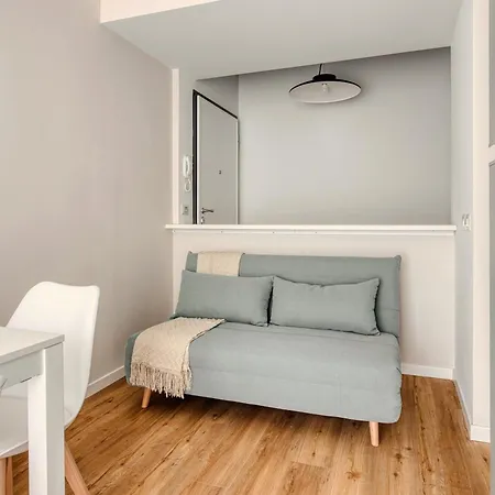 Hostmate - - Imperia's Nest - Romolo Iulm 公寓
