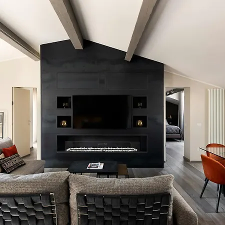 アパート Readhostprofile! Luxury Penthouse Near Duomo