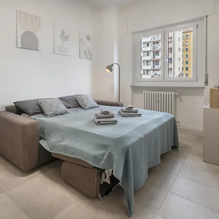 Lambrate - 200 Meters From The Station *