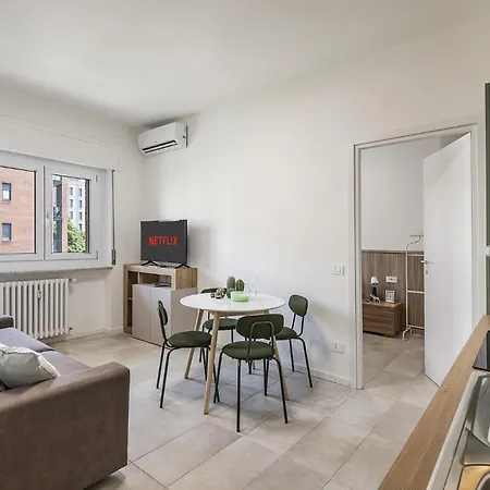 Lambrate - 200 Meters From The Station