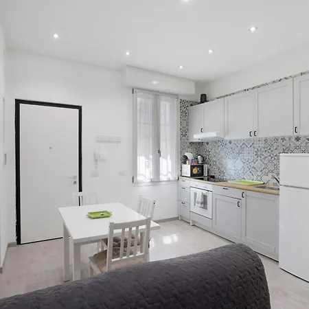 Lambrate Flat Apartment