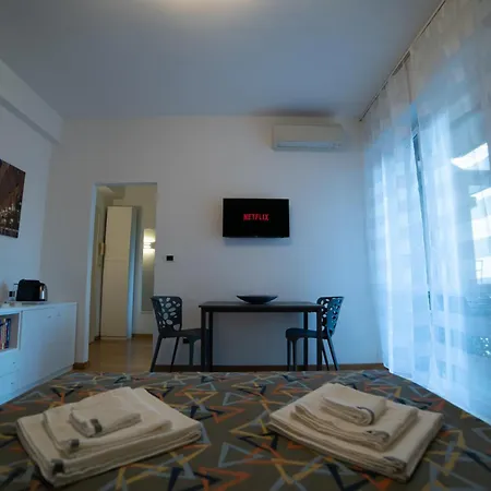 Washington - Aria Condizionata E Balcone 15min Dal Duomo * Mailand