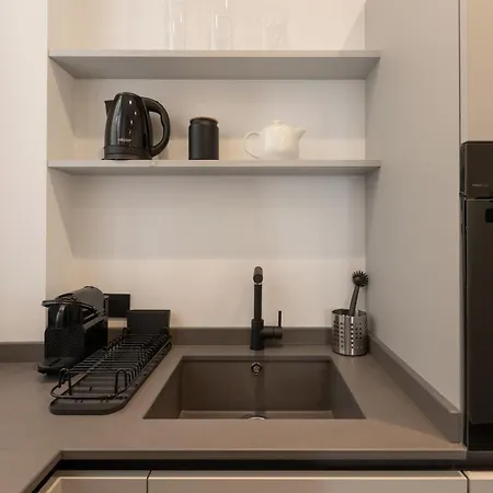 Apartamento Bilocale Di Design In Via Guido D'arezzo - Mirable Pm