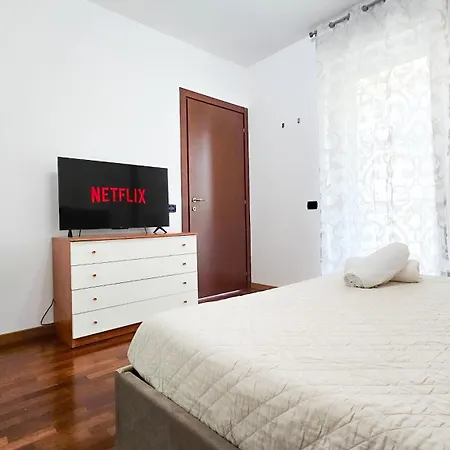 Appartement Skyline Milano-terrazza E Box Auto Esclusivo Milaan