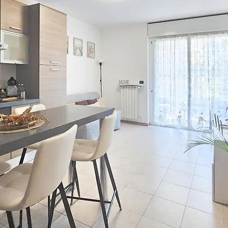 Skyline Milano - Exclusive Garage & Terrace Lejlighed *