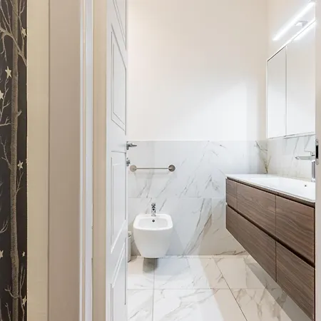 Magenta32 Charme * Milano