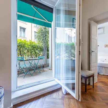 Magenta32 Charme * Milano