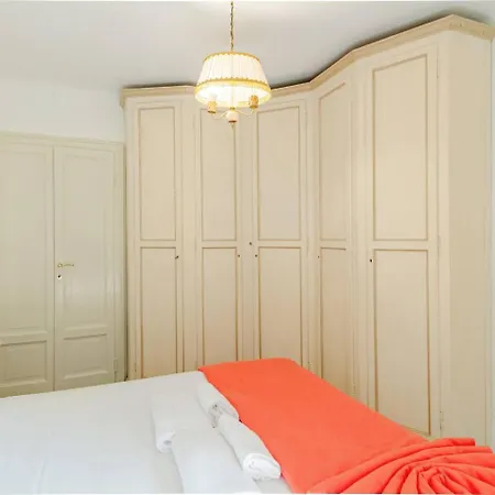 Charm House In The Heart Of - Porta Venezia * Milan