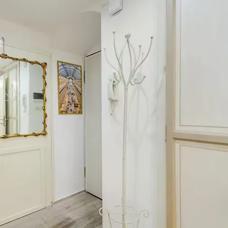 Charm House In The Heart Of - Porta Venezia *