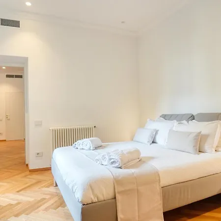 Apartment Cadorna Prestigious - Modern Architecture In Front Of The Station