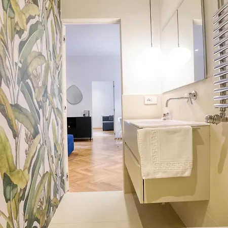 Apartment Cadorna Prestigious - Modern Architecture In Front Of The Station Milan