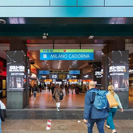 Cadorna Prestigious - Modern Architecture In Front Of The Station *