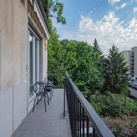 Luxury - Sambuco 5 Milánó