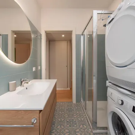 Luxury - Sambuco 5 *