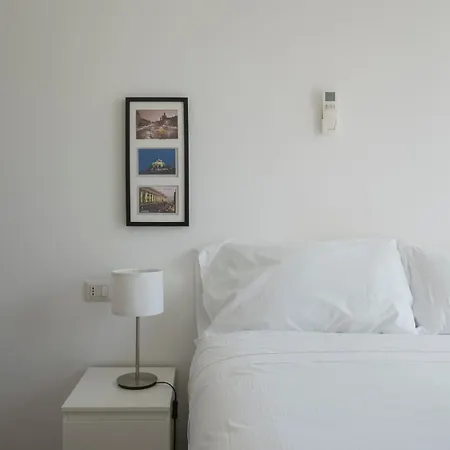 Homelovers Simple Quite Flat Sarpi Sempione Mm5 Gerusalemme Apartament Mediolan