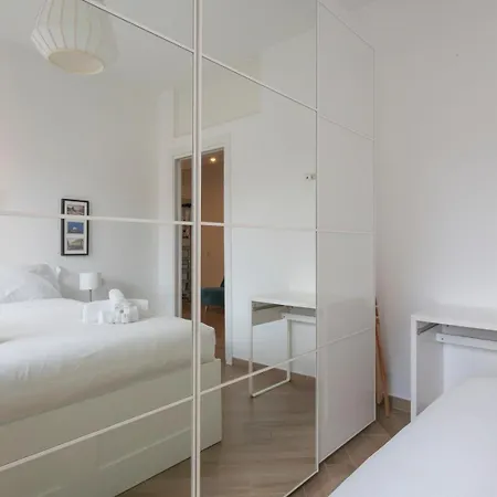 Apartament Homelovers Simple Quite Flat Sarpi Sempione Mm5 Gerusalemme Mediolan