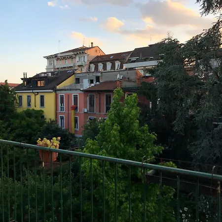 Lili House 홈스테이 *