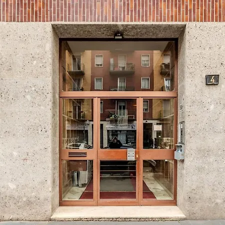 Politecnico Leonardo & Institute Of Tumors דירה *