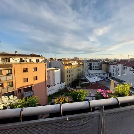 فندق مبيت وإفطار Area16nolomilano