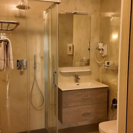 ホテル ブリアンツァ ミラノ