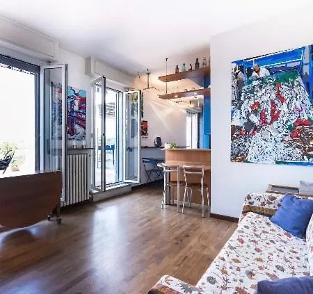 Attico Con Terrazzo Navigli Bocconi - Navigliapartments شقة