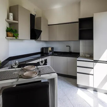 Апартаменты Spazioso Con Terrazzo Navigli,bocconi
