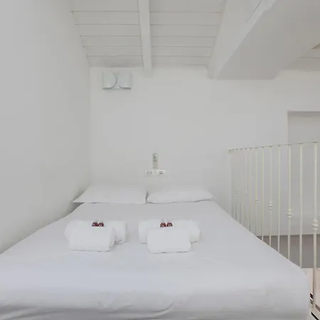 Hacca Collection - Open Space In Porta Ticinese Milano