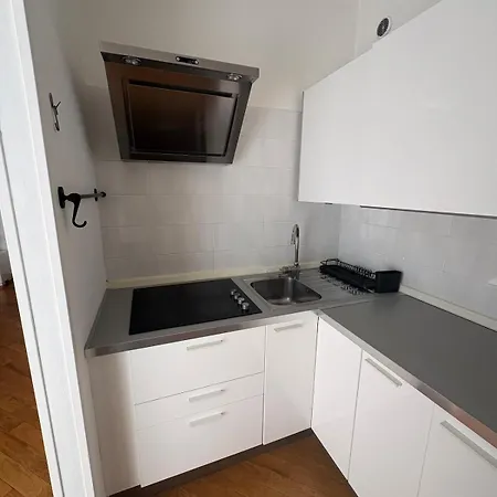 Appartement Luxury & Comfort In The Heart Of The City, Certosa Milan