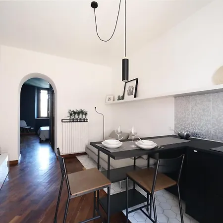 Delicious Design In Center * Milano