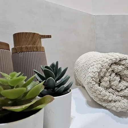 Gambara M1 - Prato Fiorito, Appartament Mediolan