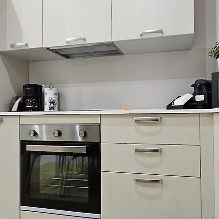 Gambara M1 - Prato Fiorito, Appartament Milán