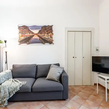 Stayeasy Ripa27 - 4 Pax With Navigli View